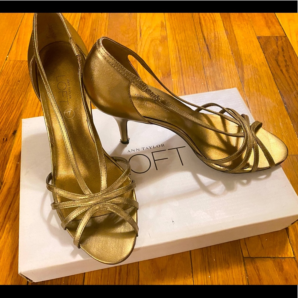 Ann Taylor heels